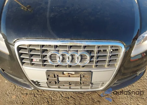 2008 Audi S4 4.2 из США, поврежденный, VIN WUARL48H18K900344